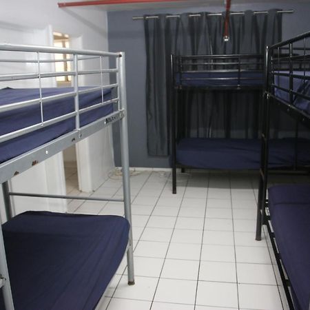 Cairns Waterfront Backpackers Vandrarhem Exteriör bild